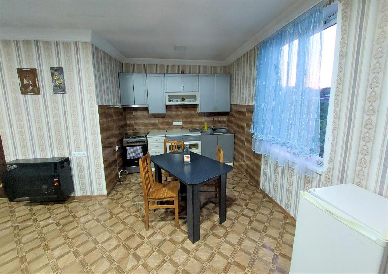 Apartment Beso Kutaisi Exterior photo