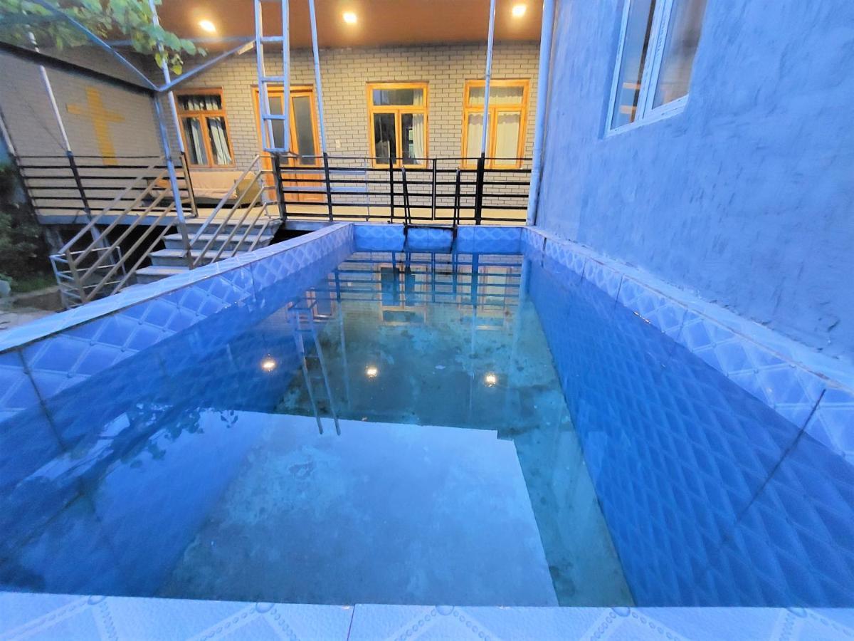 Apartment Beso Kutaisi Exterior photo