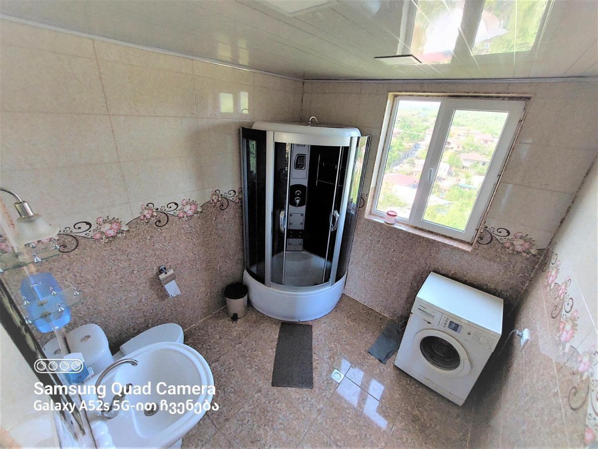 Apartment Beso Kutaisi Exterior photo