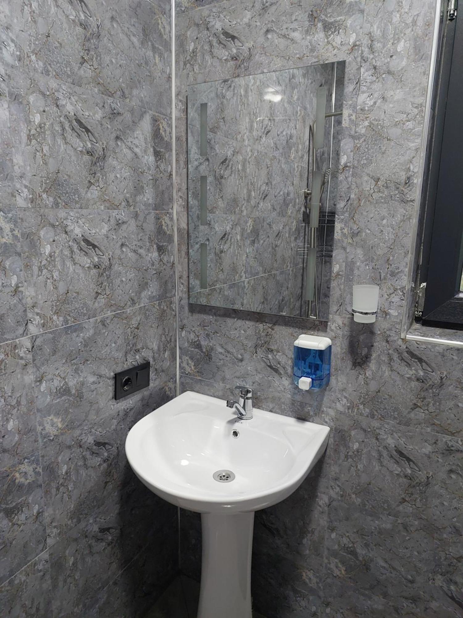 Apartment Beso Kutaisi Exterior photo